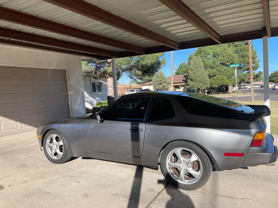 1985 Porsche 944 - Image 3 of 15