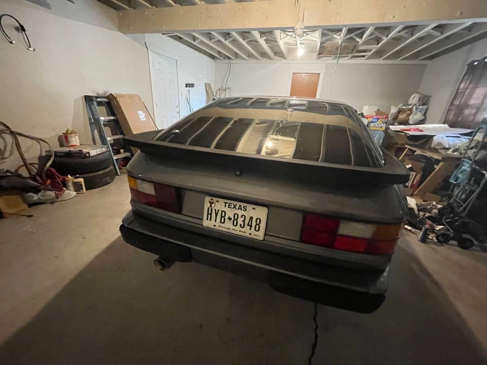 1985 Porsche 944 - Image 14 of 15