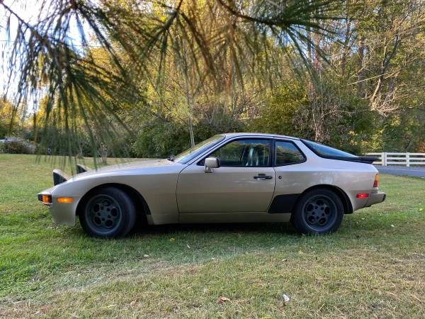 1985 Porsche 944 - Image 4 of 21