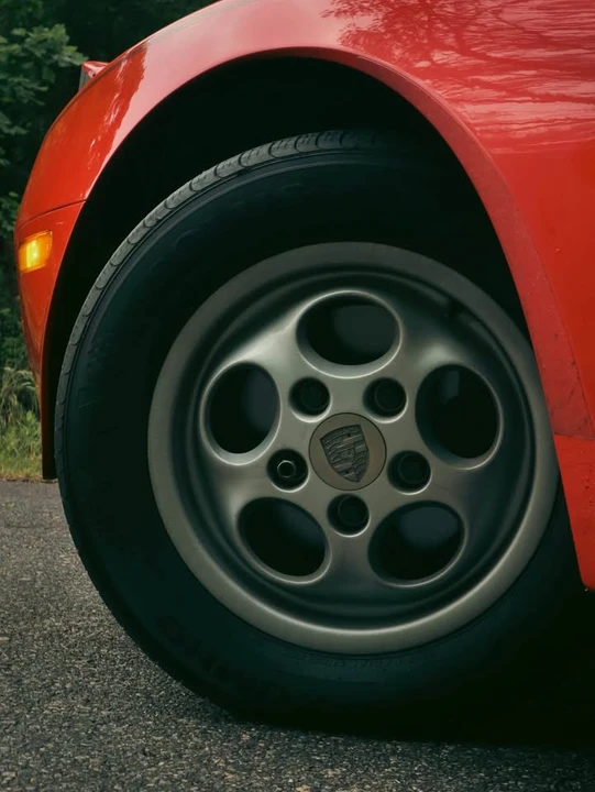 1986 Porsche 944 - Image 5 of 8