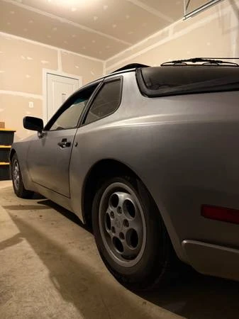 1986 Porsche 944 - Image 13 of 15