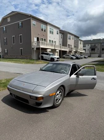 1986 Porsche 944 - Image 3 of 15