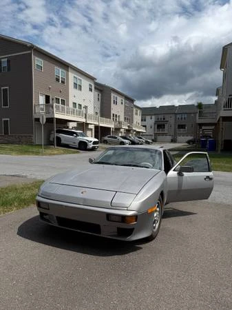 1986 Porsche 944 - Image 2 of 15