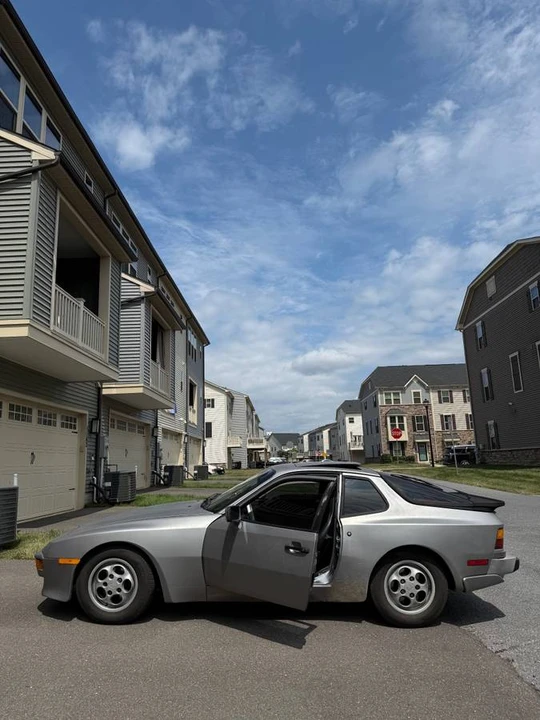 1986 Porsche 944 - Image 3 of 5