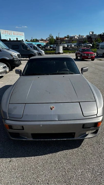 1986 Porsche 944 - Image 5 of 5