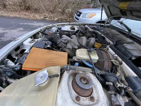 1986 Porsche 944 - Image 10 of 21