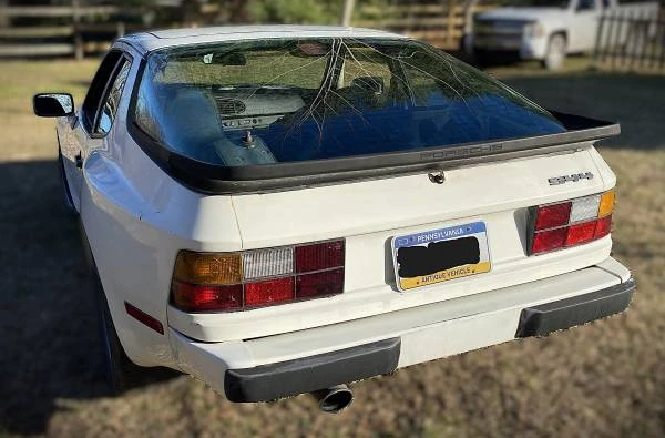 1986 Porsche 944 - Image 4 of 21