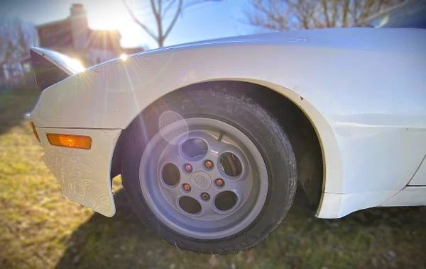 1986 Porsche 944 - Image 15 of 21