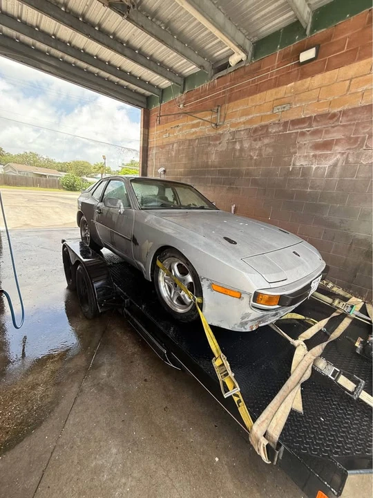 Porsche 944 - Image 3 of 4