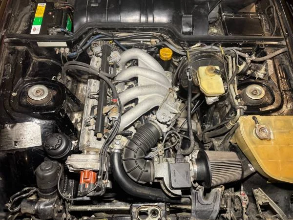 1986 Porsche 944 - Image 10 of 12