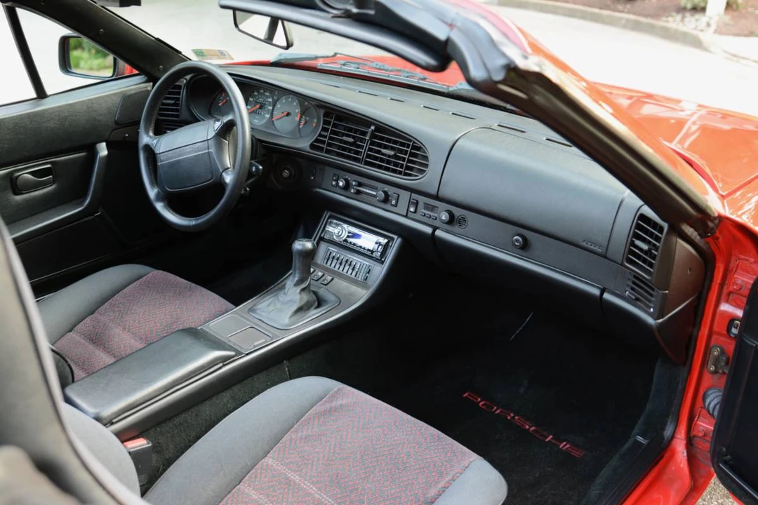 1990 Porsche 944 S2 - Image 10 of 12