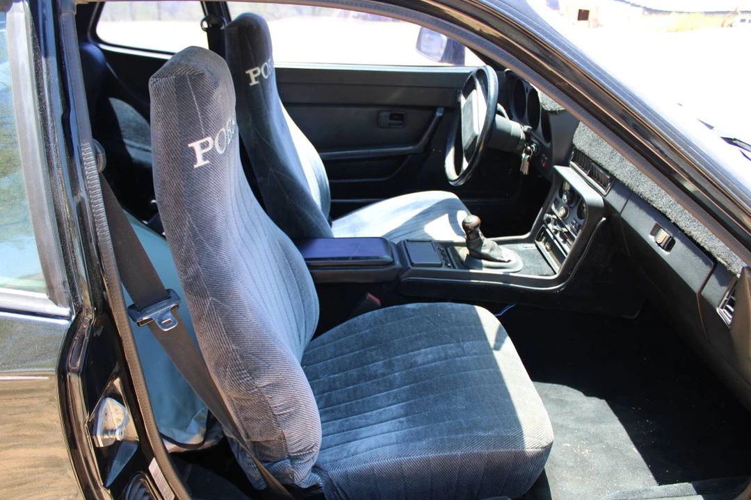1984 Porsche 944 - Image 2 of 2