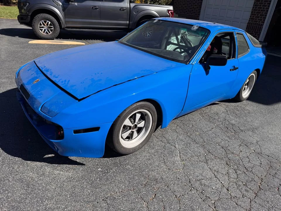 1984 Porsche 944 - Image 2 of 10