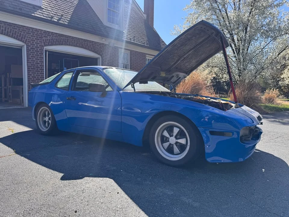 1984 Porsche 944 - Image 3 of 10