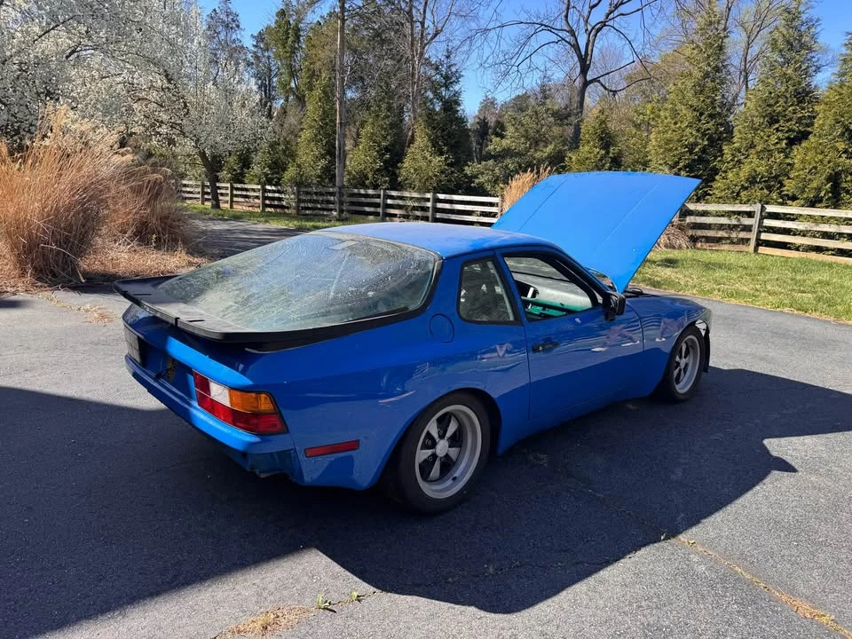 1984 Porsche 944 - Image 4 of 10