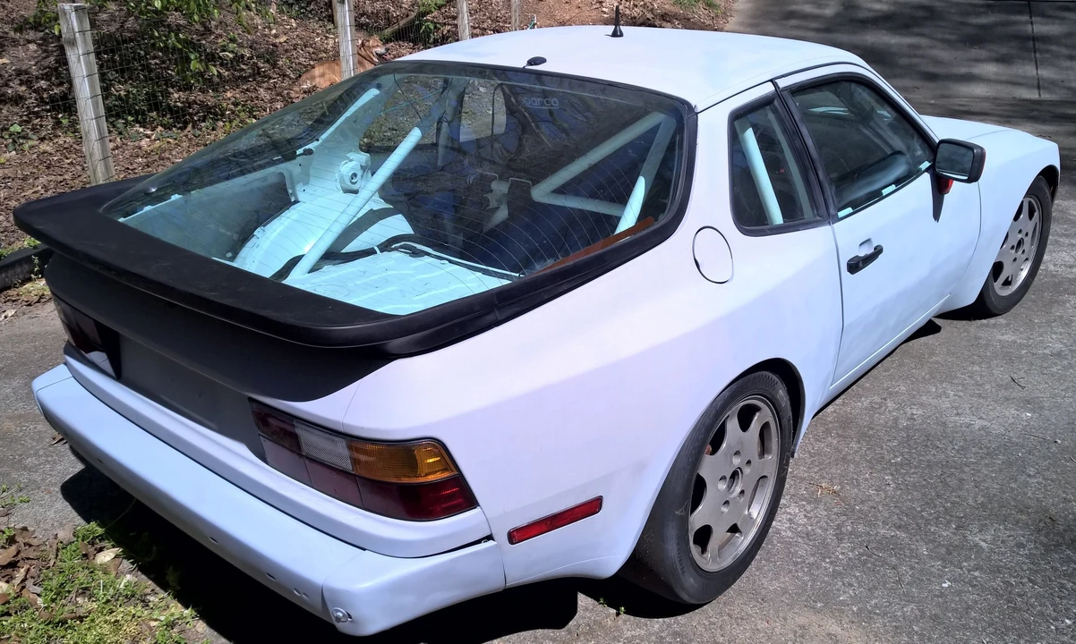 1987 Porsche 944 - Image 2 of 9