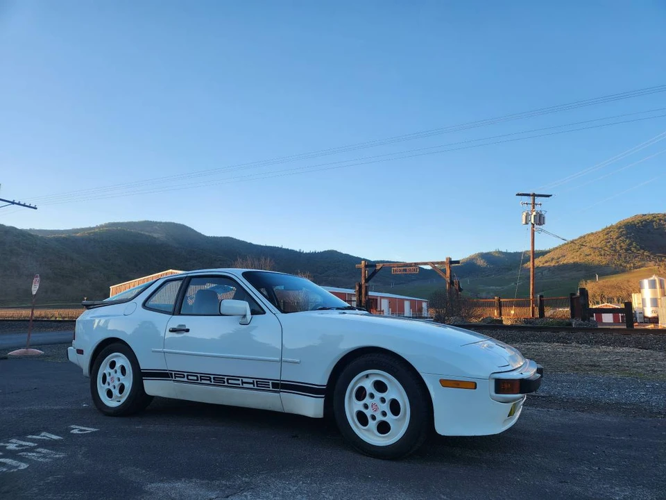 1987 Porsche 944 S - Image 6 of 9