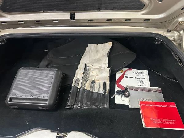 1990 Porsche 944 S2 - Image 10 of 10