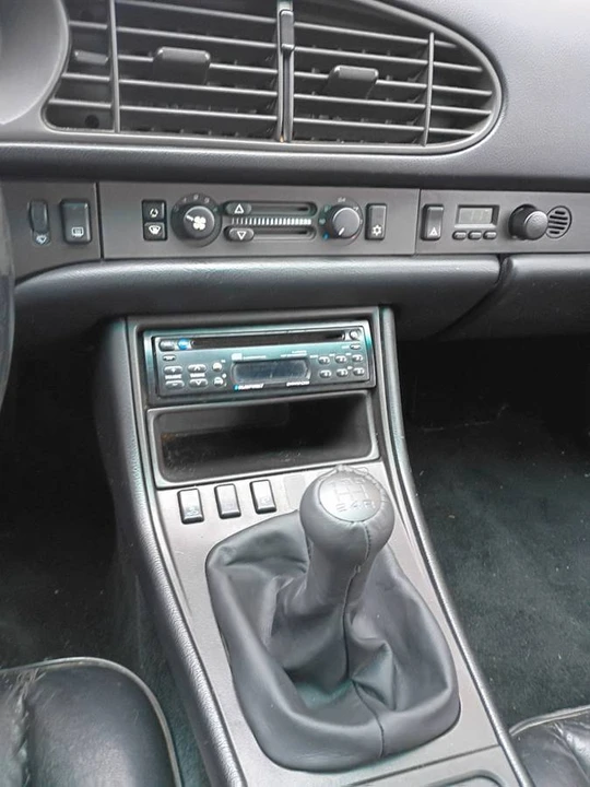 1986 Porsche 944 Turbo - Image 2 of 13