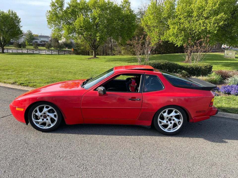 1989 Porsche 944 Turbo - Image 2 of 14