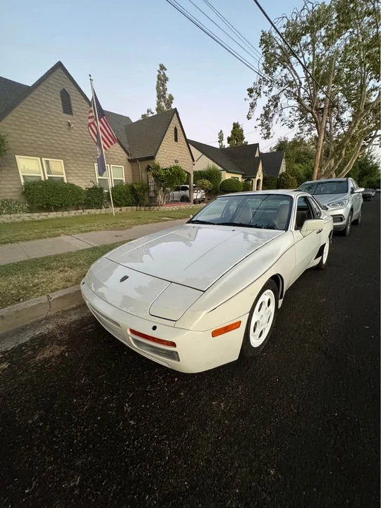 1987 Porsche 944 Turbo - Image 2 of 9