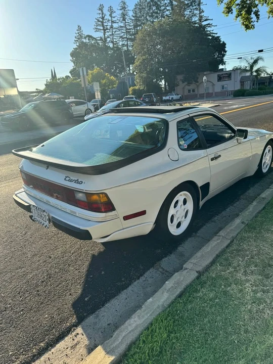 1987 Porsche 944 Turbo - Image 3 of 9