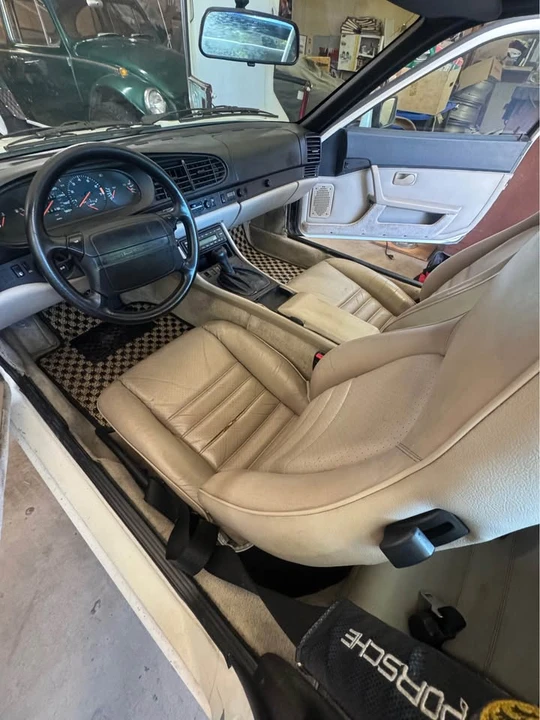 1987 Porsche 944 Turbo - Image 8 of 9