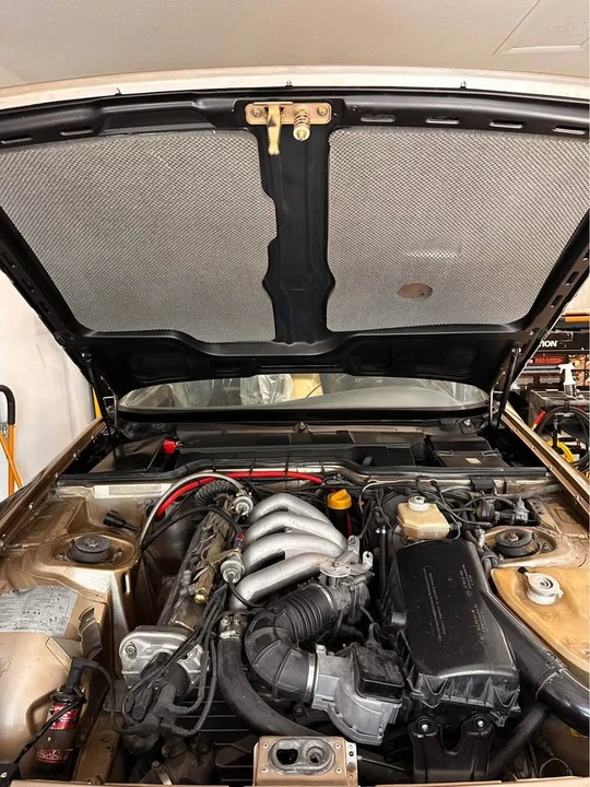 Porsche 944 - Image 10 of 10