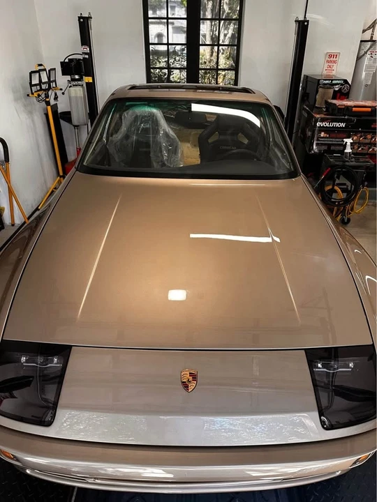 Porsche 944 - Image 6 of 10