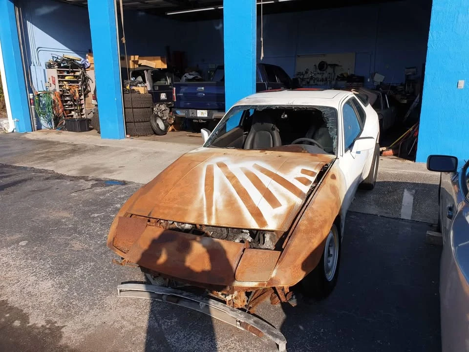 1987 Porsche 944 Turbo - Image 8 of 9