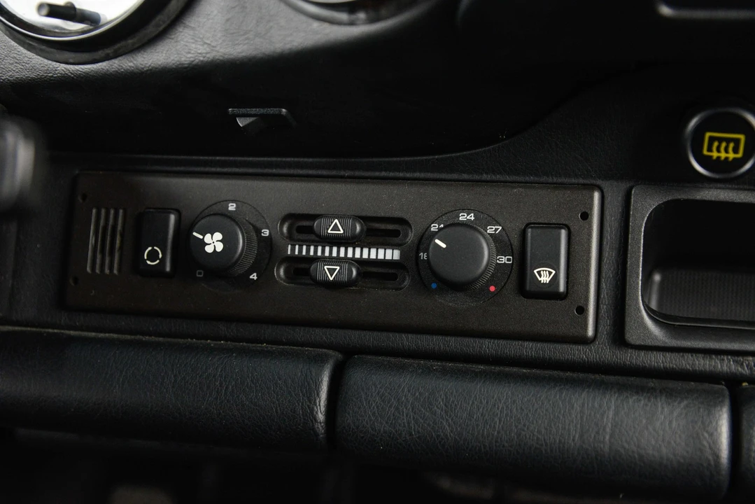 1993 Porsche 964 Carrera RS - Image 14 of 24
