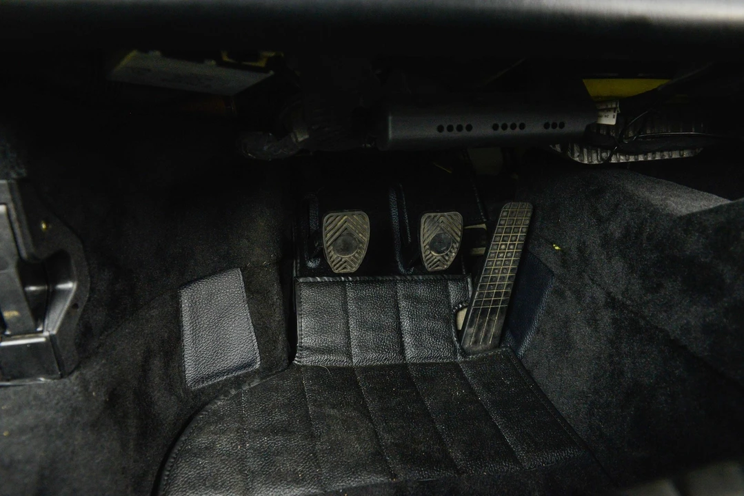 1993 Porsche 964 Carrera RS - Image 16 of 24