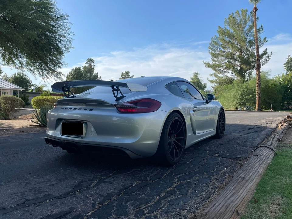 2016 Porsche 981 Cayman GT4 - Image 6 of 13
