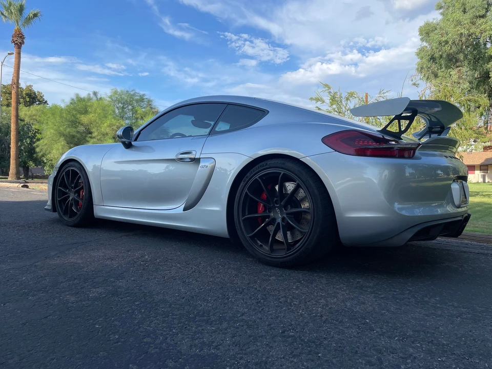 2016 Porsche 981 Cayman GT4 - Image 8 of 13