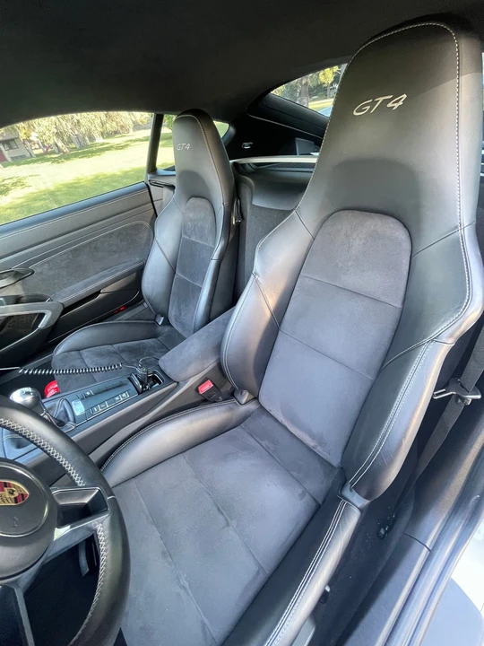 2016 Porsche 981 Cayman GT4 - Image 12 of 13