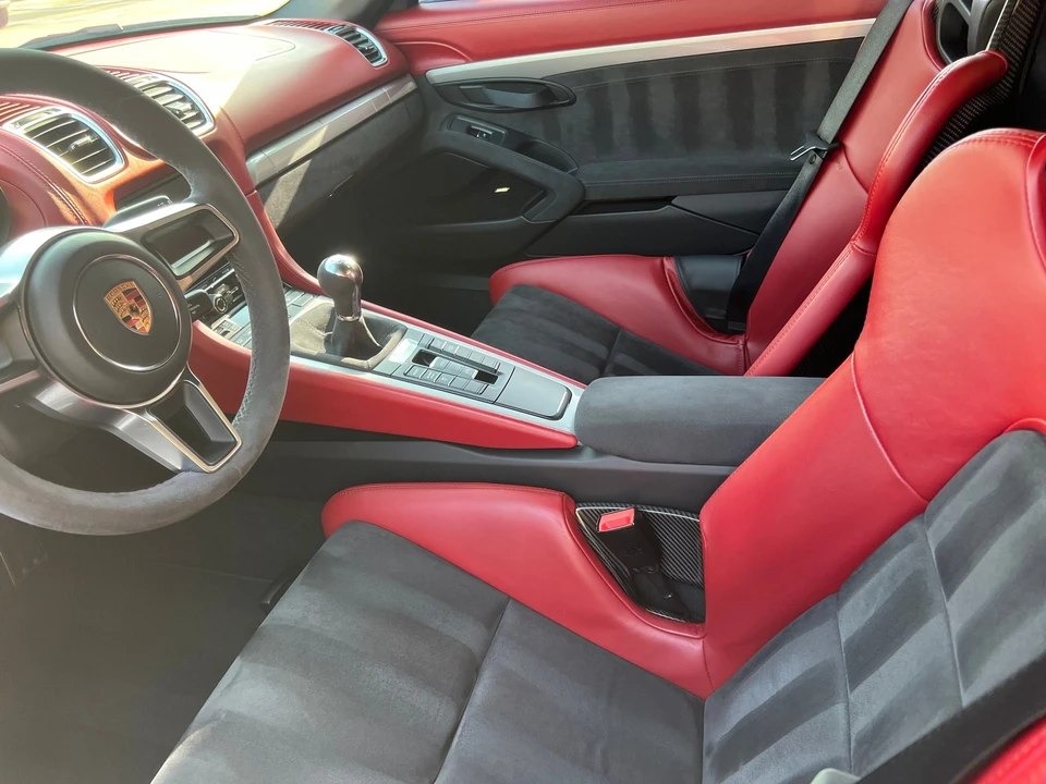 2016 Porsche 981 Boxster Spyder - Image 11 of 15