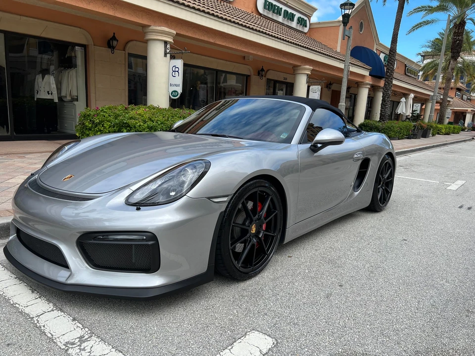 2016 Porsche 981 Boxster Spyder - Image 6 of 15