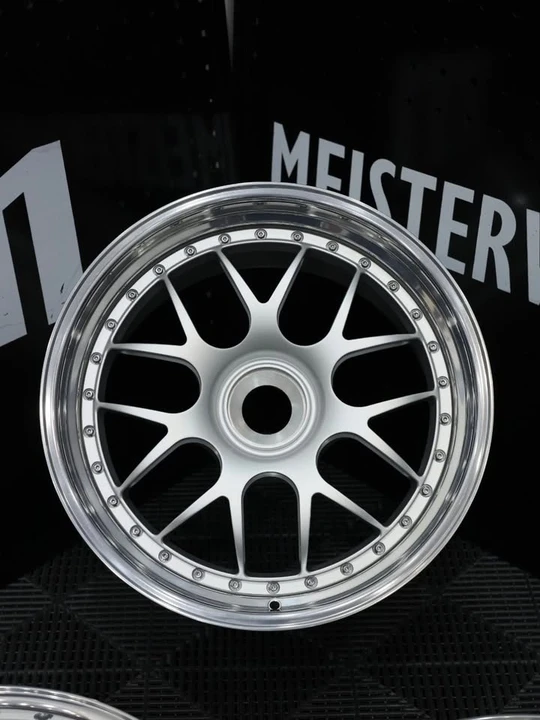 2016 Parts & Memorabilia Other Wheels - Image 2 of 3
