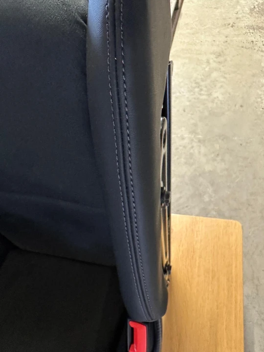 2019 Parts & Memorabilia Seats & Interior - Image 18 of 24