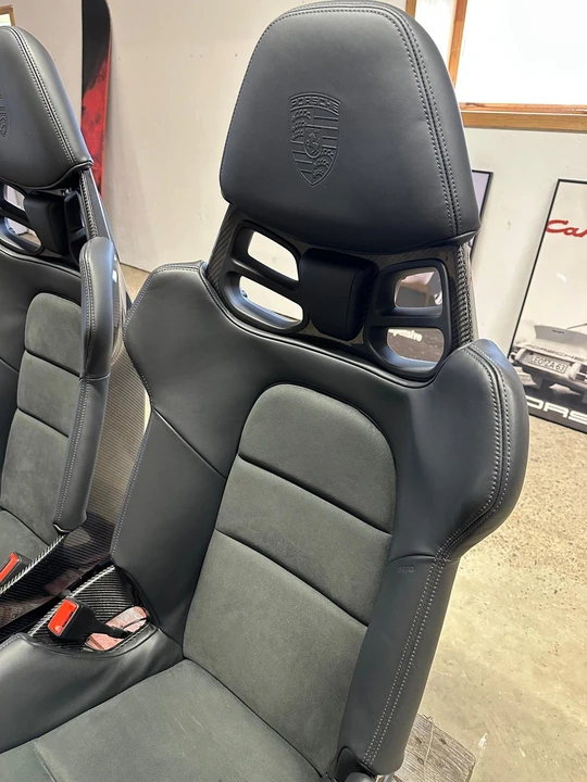 2019 Parts & Memorabilia Seats & Interior - Image 2 of 24