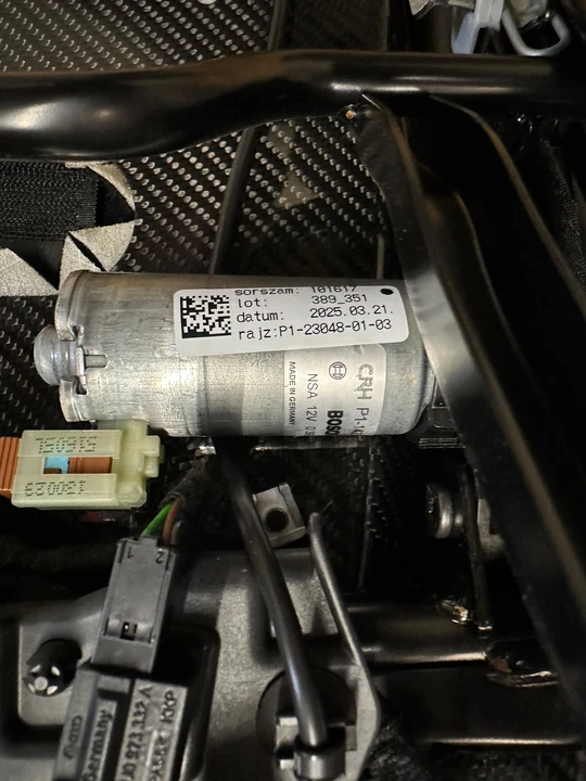 2019 Parts & Memorabilia Seats & Interior - Image 22 of 24