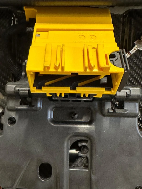 2019 Parts & Memorabilia Seats & Interior - Image 24 of 24