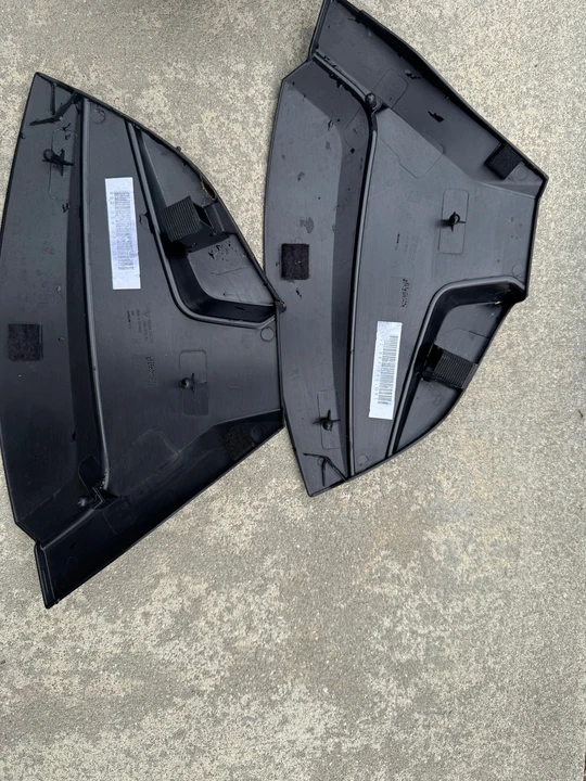 2020 Parts & Memorabilia Bodywork - Image 6 of 10