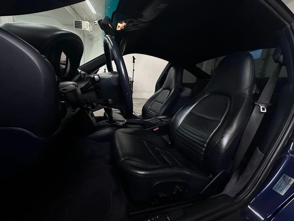 2002 Porsche 996 Carrera - Image 10 of 13