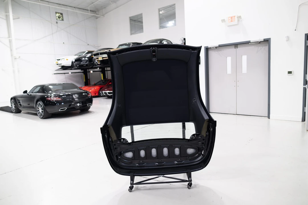 Parts & Memorabilia Bodywork - Image 11 of 31