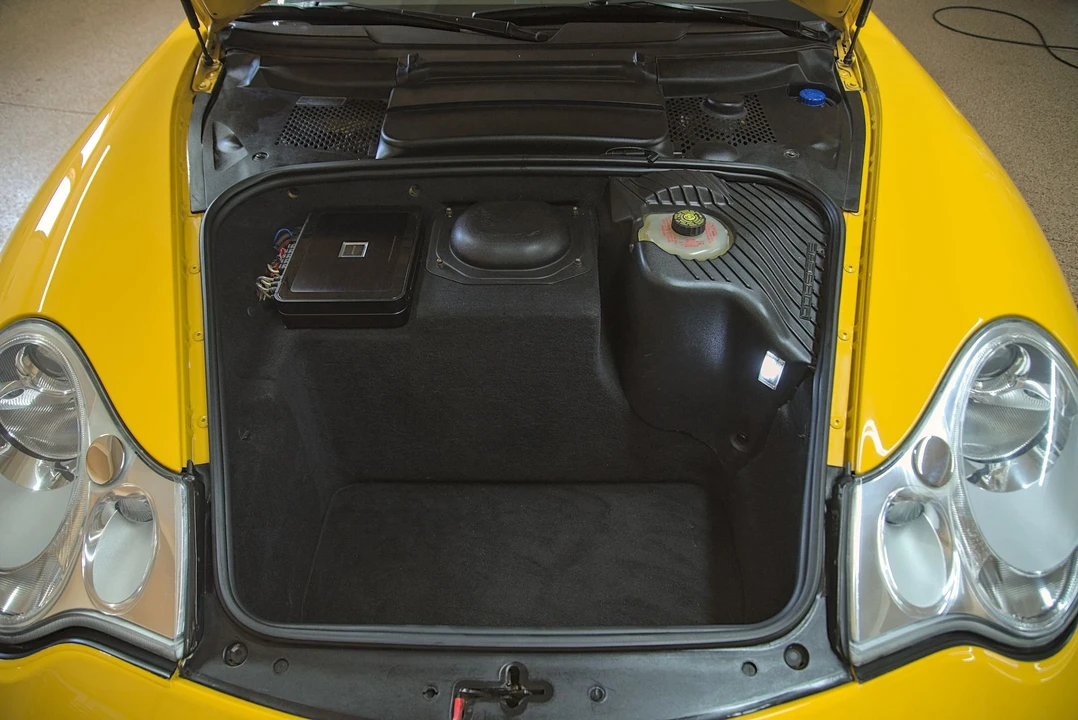 2004 Porsche 996 Turbo - Image 8 of 10