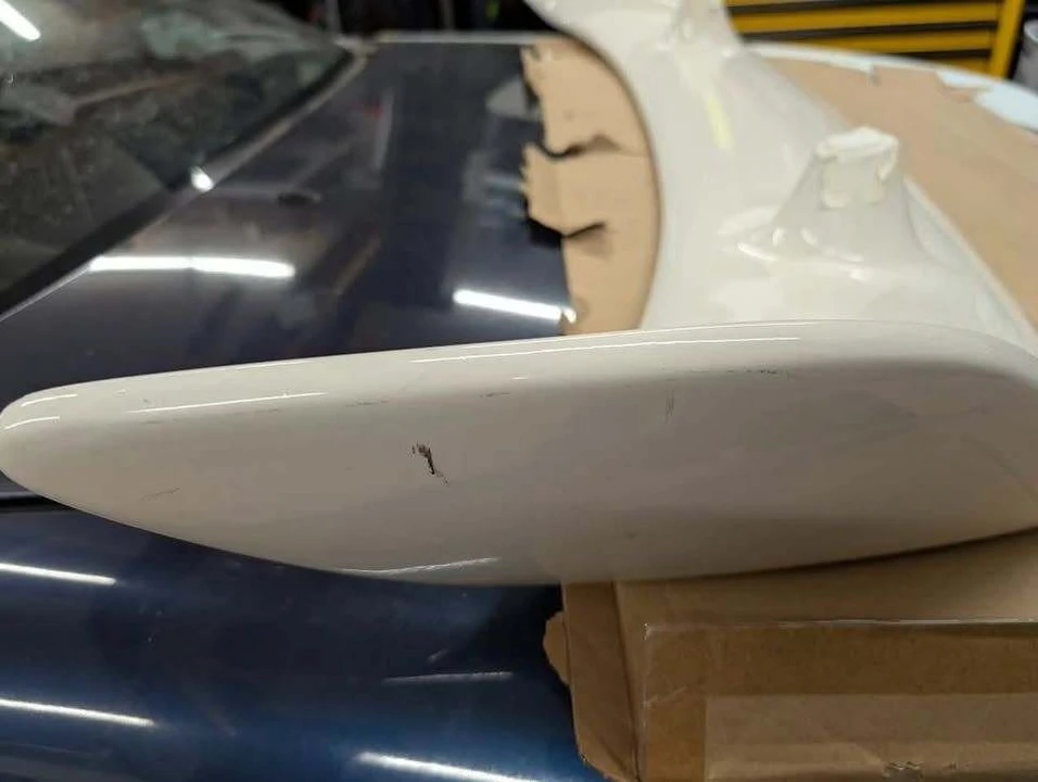 2001 Parts & Memorabilia Bodywork - Image 5 of 10