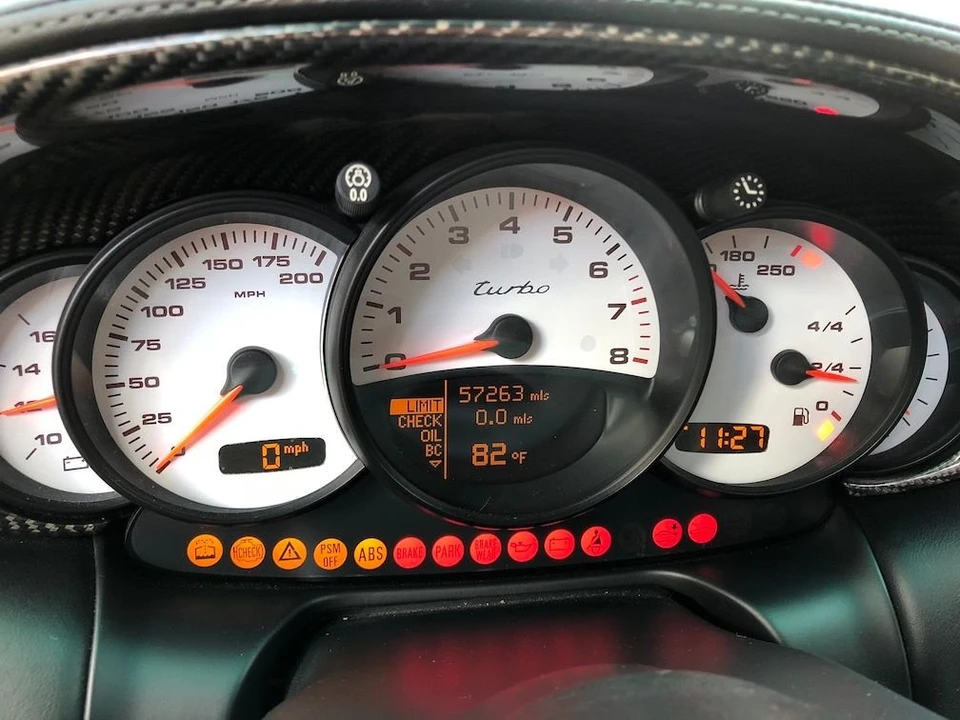 2001 Porsche 996 Turbo - Image 6 of 31
