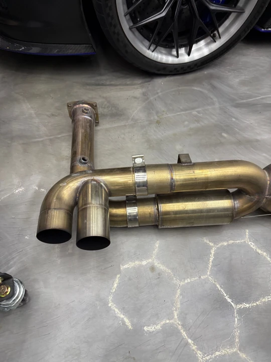 2007 Parts & Memorabilia Mechanical Components - Image 2 of 10