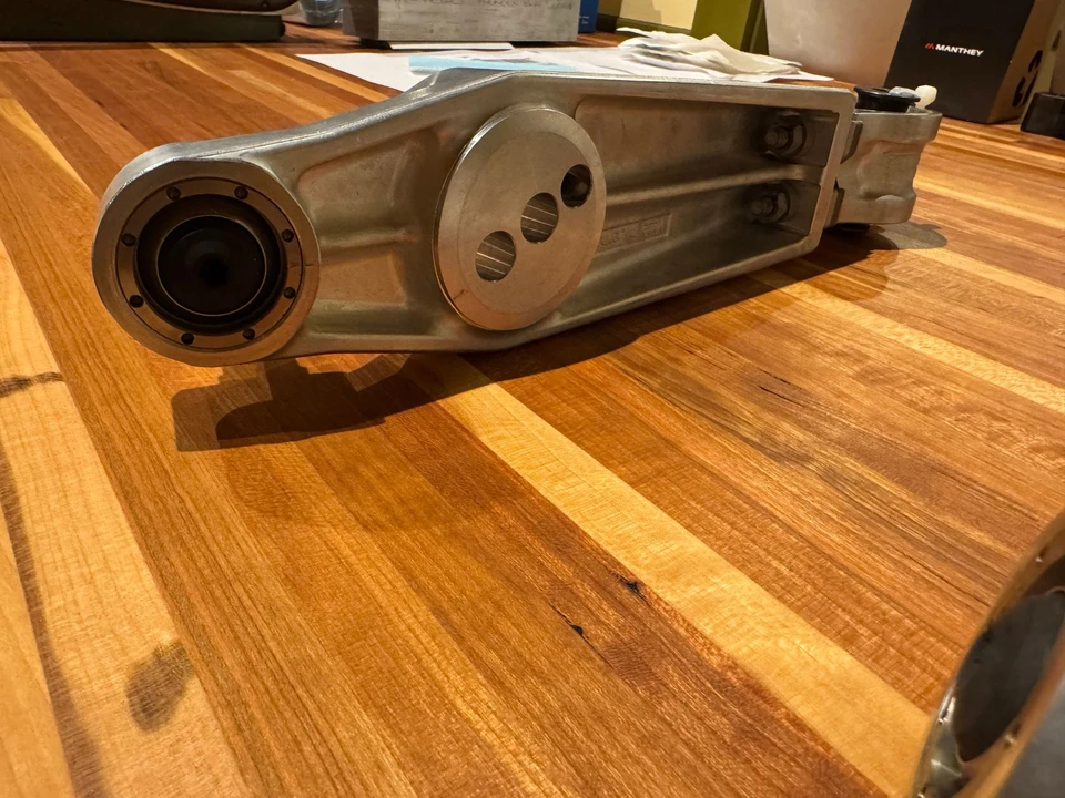1999 Parts & Memorabilia Mechanical Components - Image 3 of 6